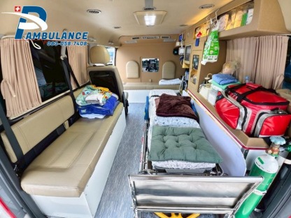 รถพยาบาลรับส่งผู้ป่วยติดเตียง - รถพยาบาลเอกชน นนทบุรี - P&L Ambulance